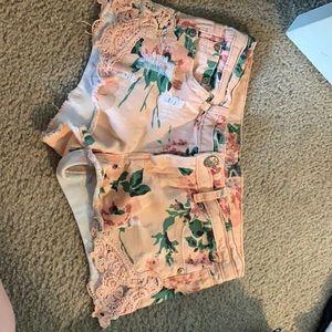 Vanilla star shorts